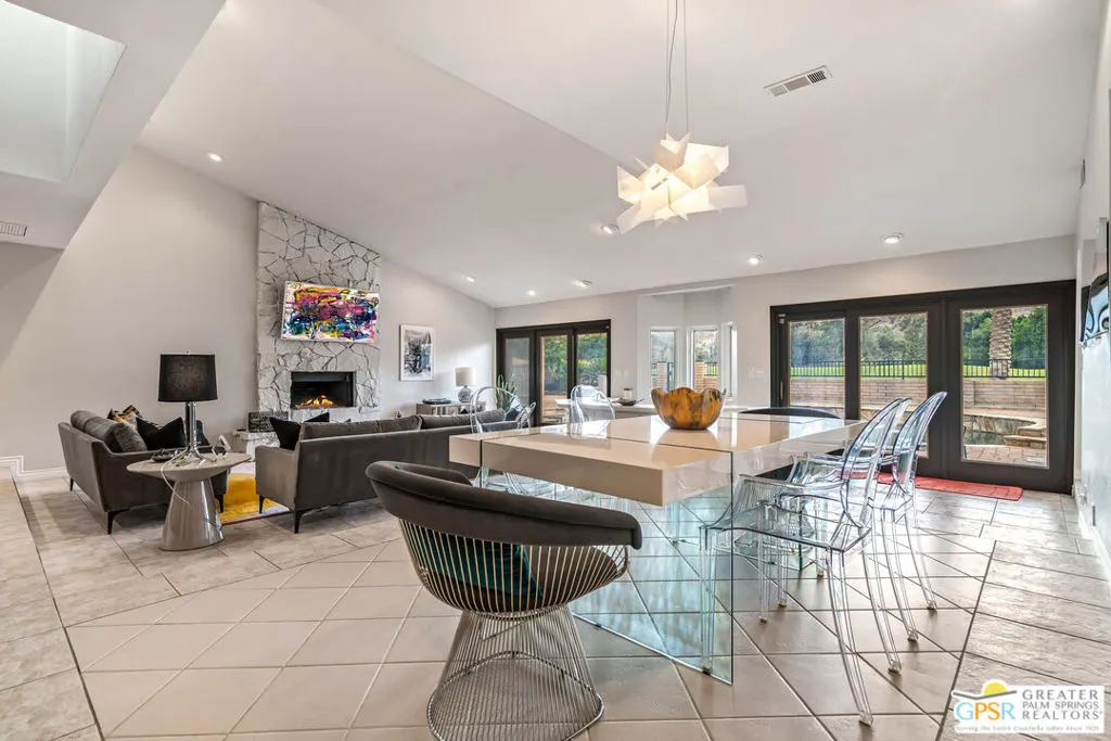 5365 E Cherry Hills Drive, Palm Springs, California 92264 home-pic-20